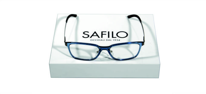 EYEWEAR
